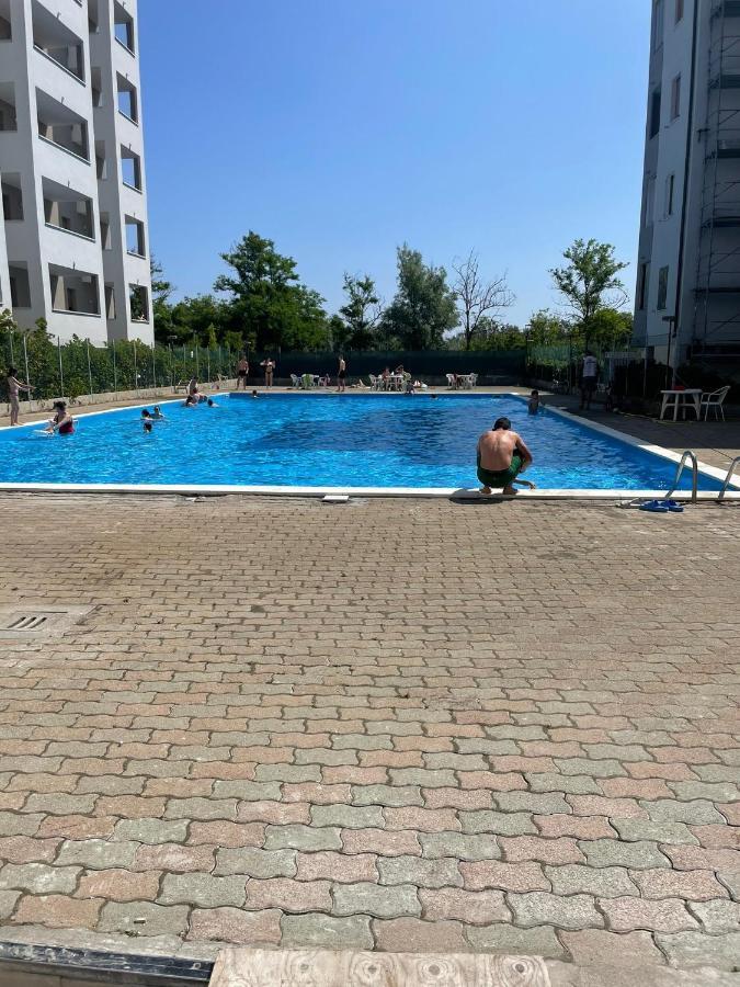 Al Mare Appartement Lido Adriano Buitenkant foto